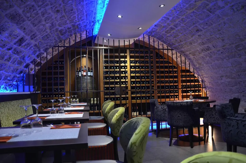 Le Castello restaurant in Bresles