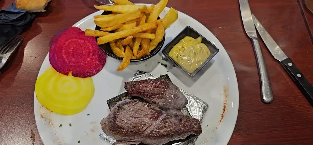 Chez Vincent_Sainte-Geneviève_slider_image_2