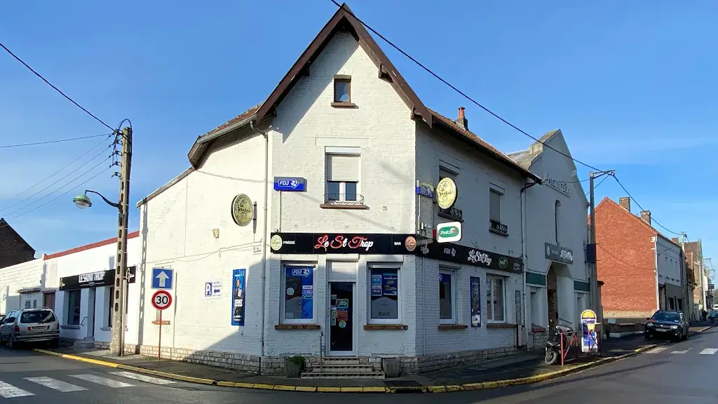 Le St Trop_Biache-Saint-Vaast_slider_image_3