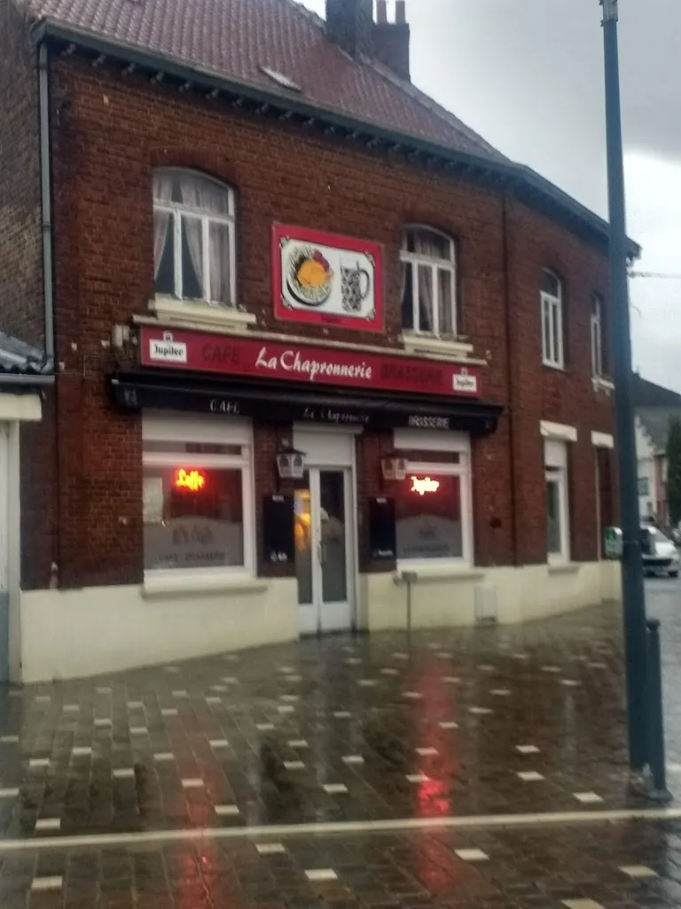 Café La Chapronnerie Brasserie restaurant in Bailleul