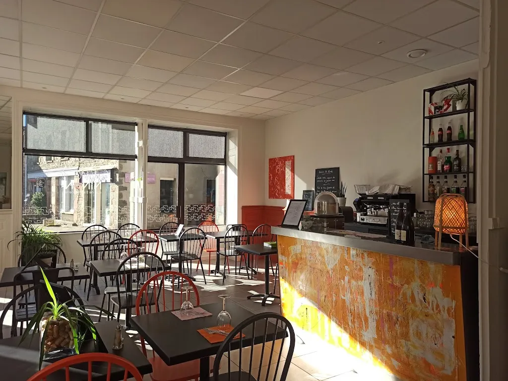 La table de NiNoN restaurante en Larajasse