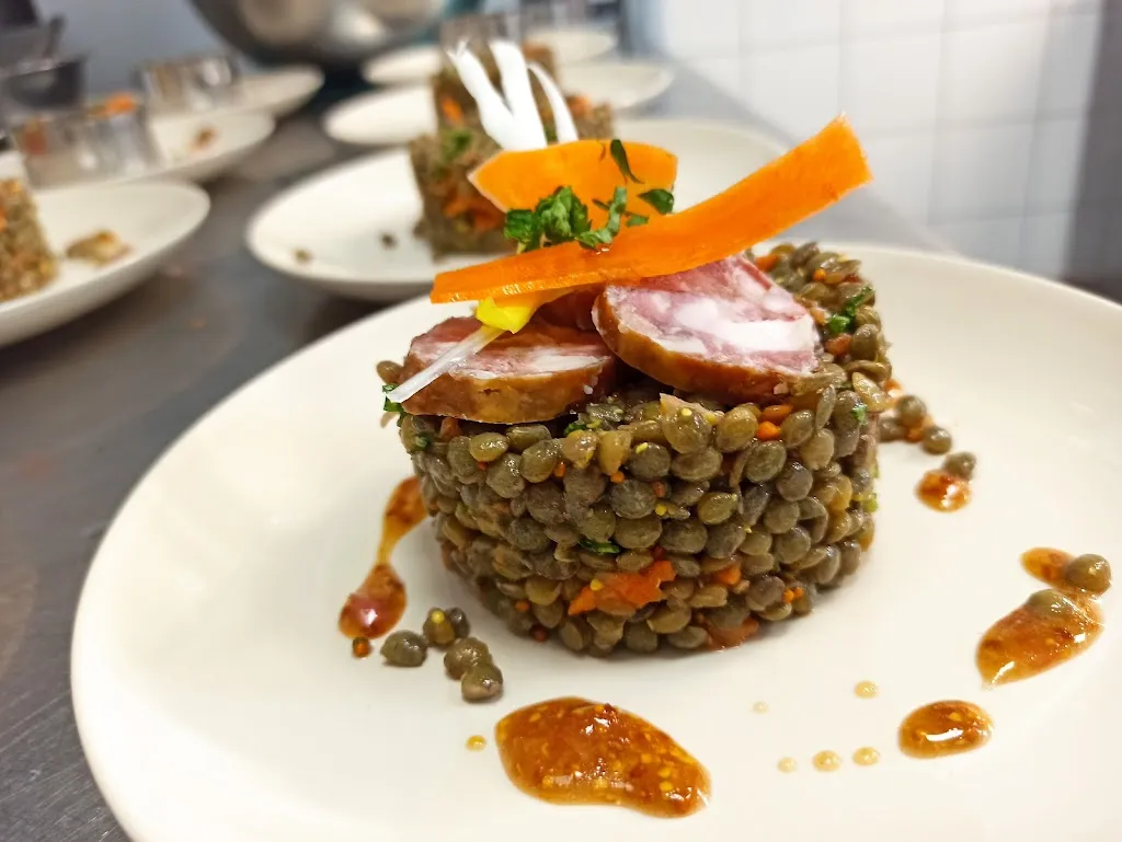 La table de NiNoN_Larajasse_slider_image_2