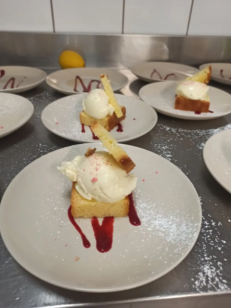 La table de NiNoN_Larajasse_slider_image_3