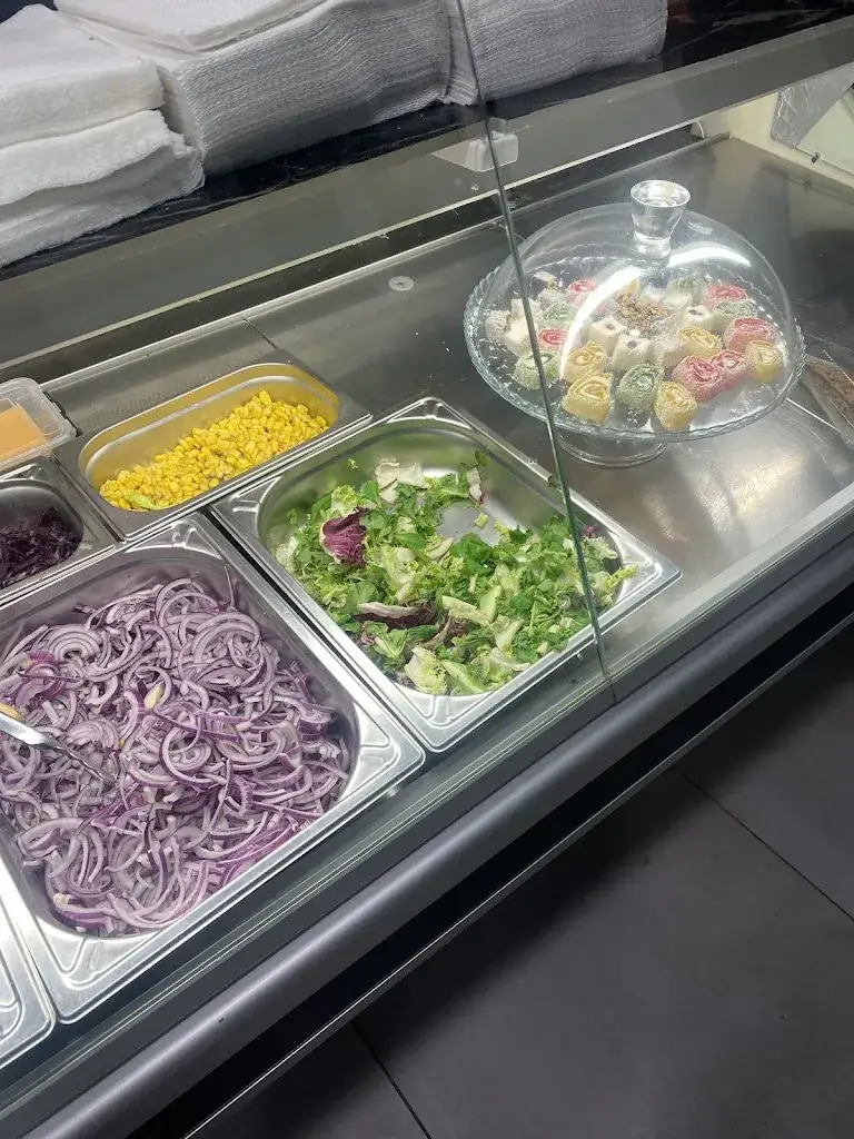 LE QG RESTAURANT_Beautor_slider_image_3