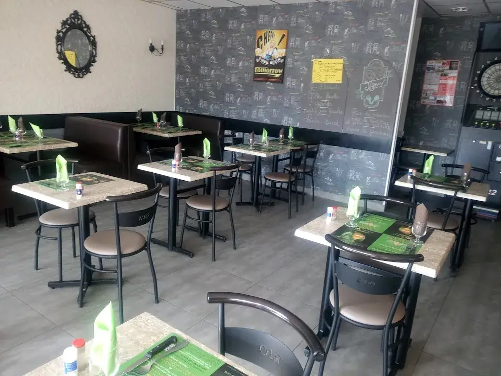 Le Rio Maior Restaurant in Fère