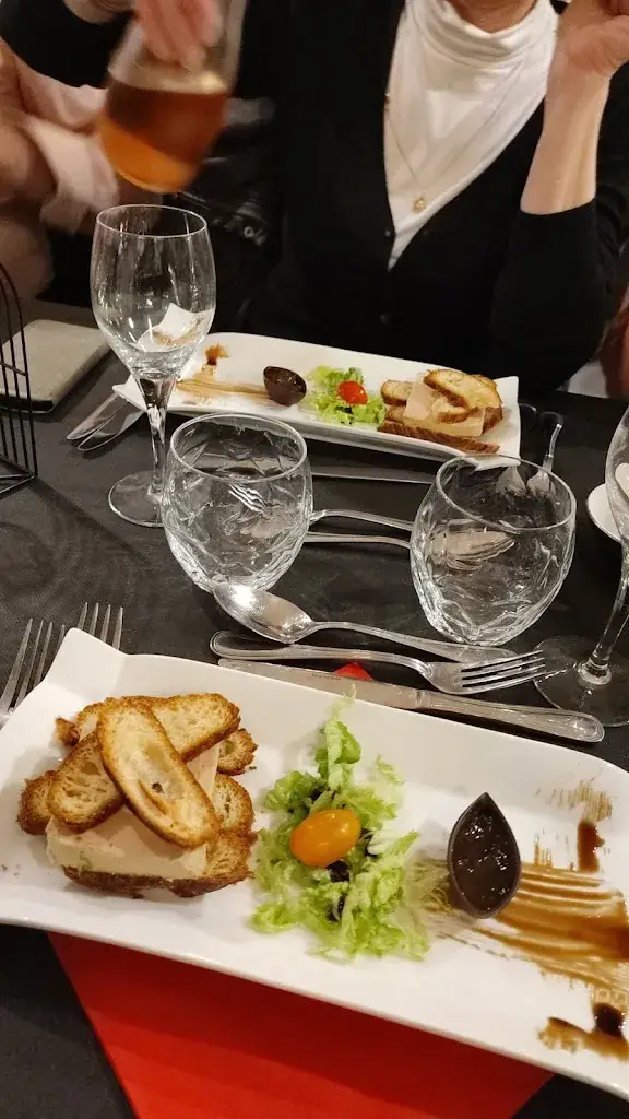 Johanna G_Restaurant - Traiteur Le Paon_Tergnier_review