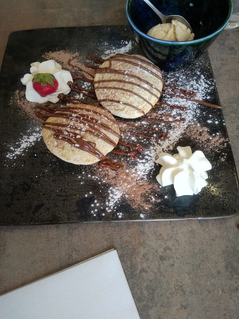 Dominique Vialleron_Navista_Civens_review