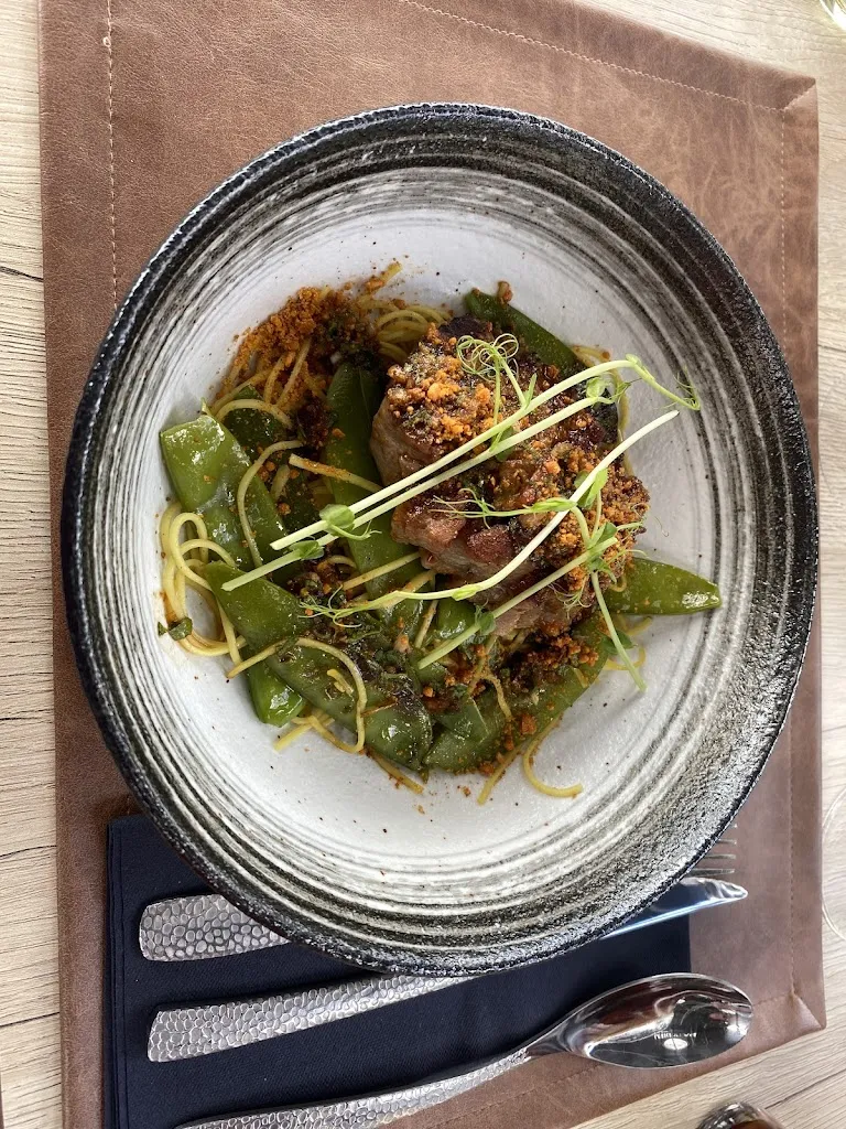 Mikołaj Gołębiewski_De l'autre côté_Bois-Grenier_review