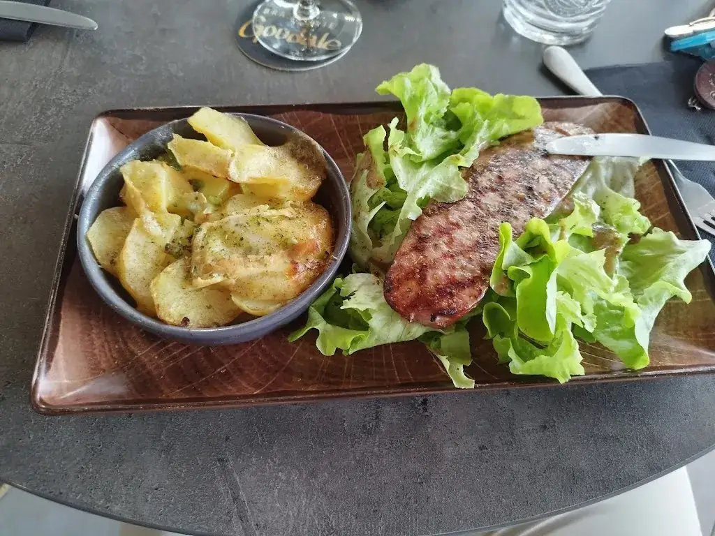 La Grange_Villeneuve-Saint-Germain_slider_image_2