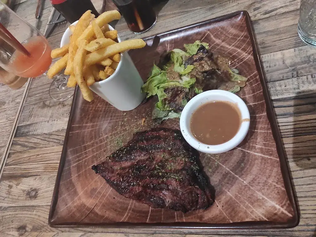 La Grange_Villeneuve-Saint-Germain_slider_image_3