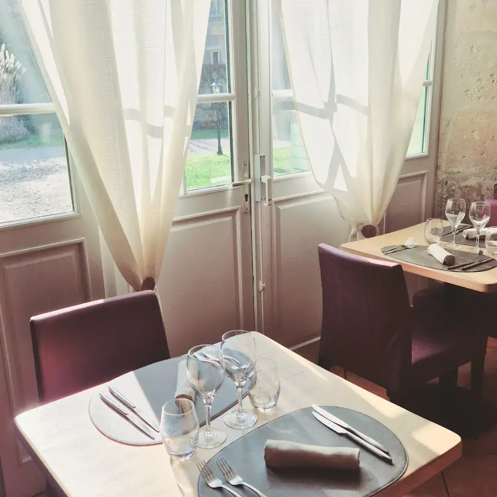 La Louvière Restaurant | Septmonts | Soissons | Cuisine Francaise_Septmonts_slider_image_1