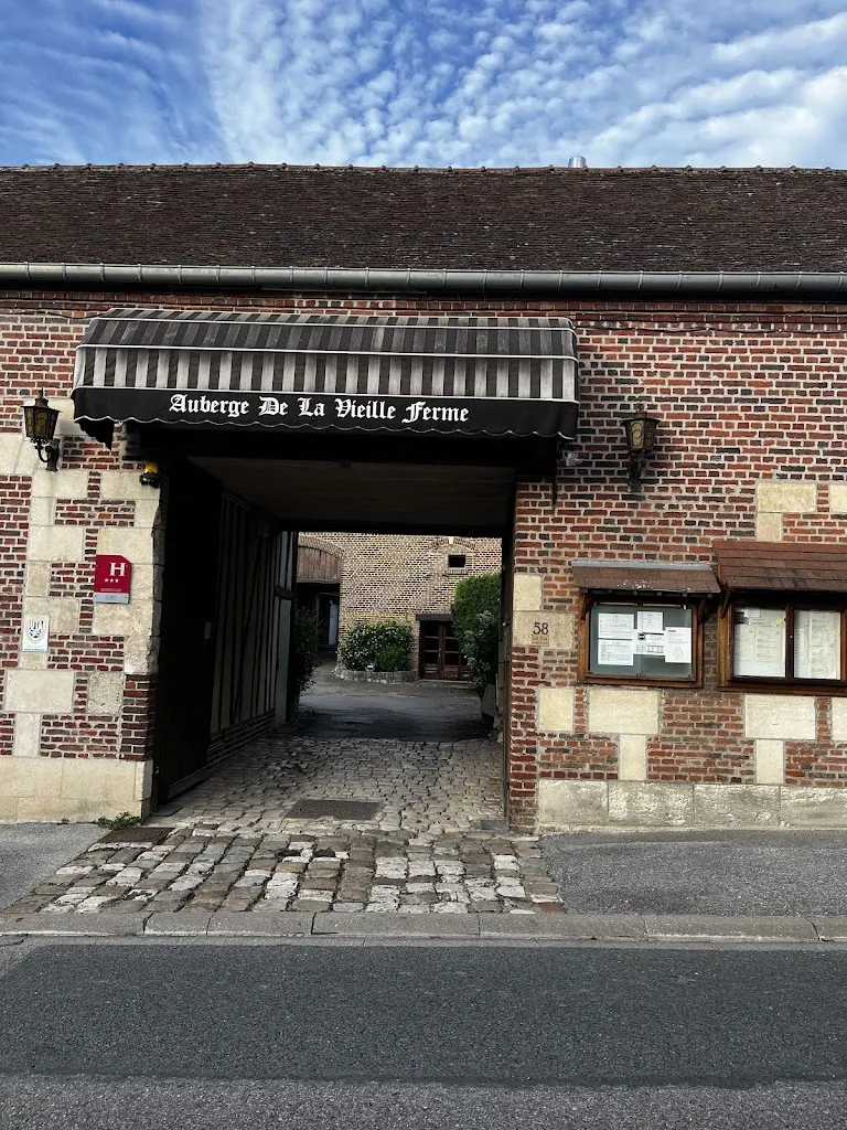 Pien Steenman-Kors_Hostel La Vieille Ferme_Meux_review