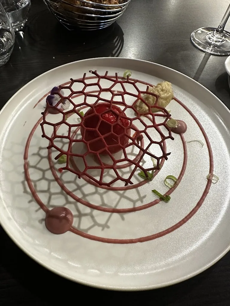 Ingrid Hirzel_Hostel La Vieille Ferme_Meux_review