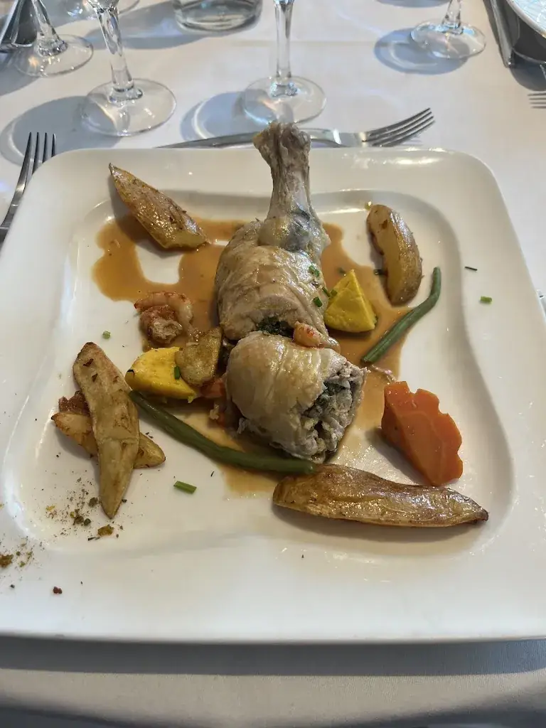 Virginie Serrand_RESTAURANT LA BOULE D'OR_Feurs_review