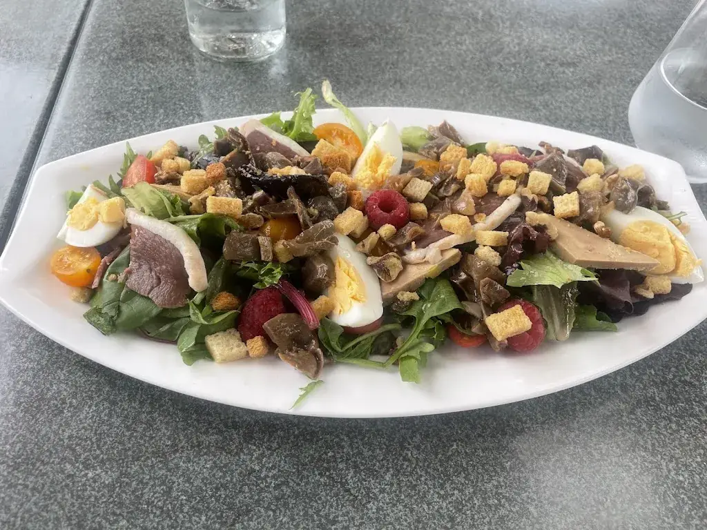 Kimdary Yin_Even bac_Meux_review