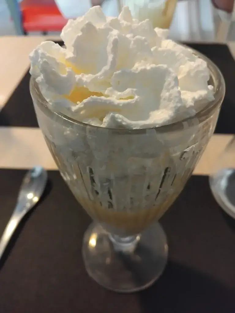 jean-francois fournil_La Maison du Bœuf_Lacroix-Saint-Ouen_review