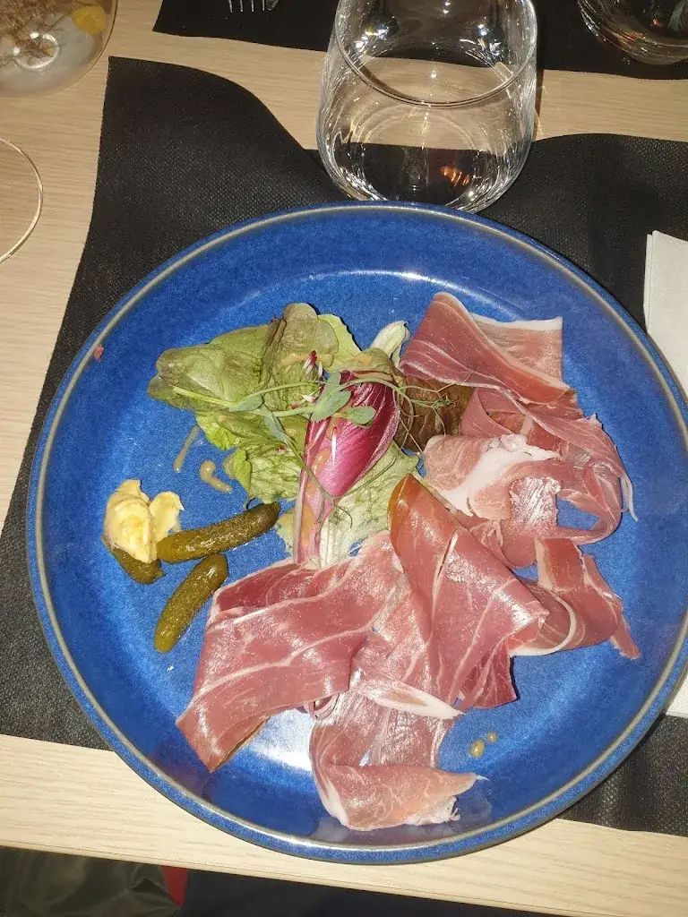 Christophe Dierckens_La Maison du Bœuf_Lacroix-Saint-Ouen_review