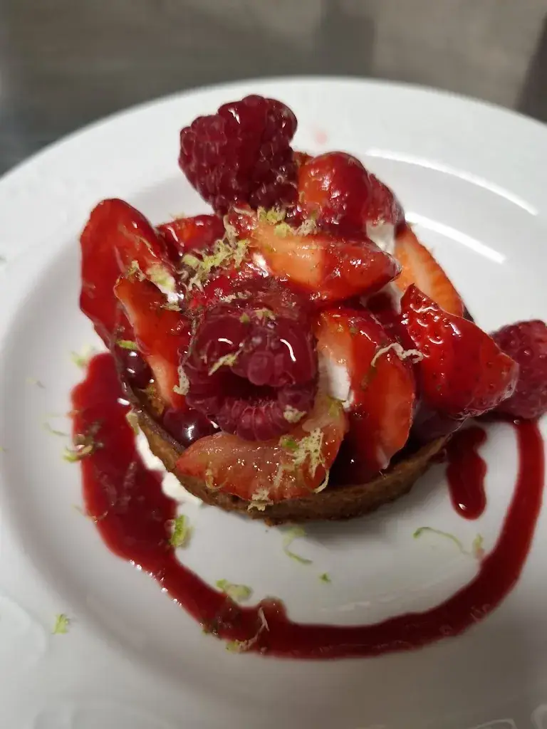 La Fontaine Saint Jean By JUJU_Saint-Jean-aux-Bois_slider_image_2