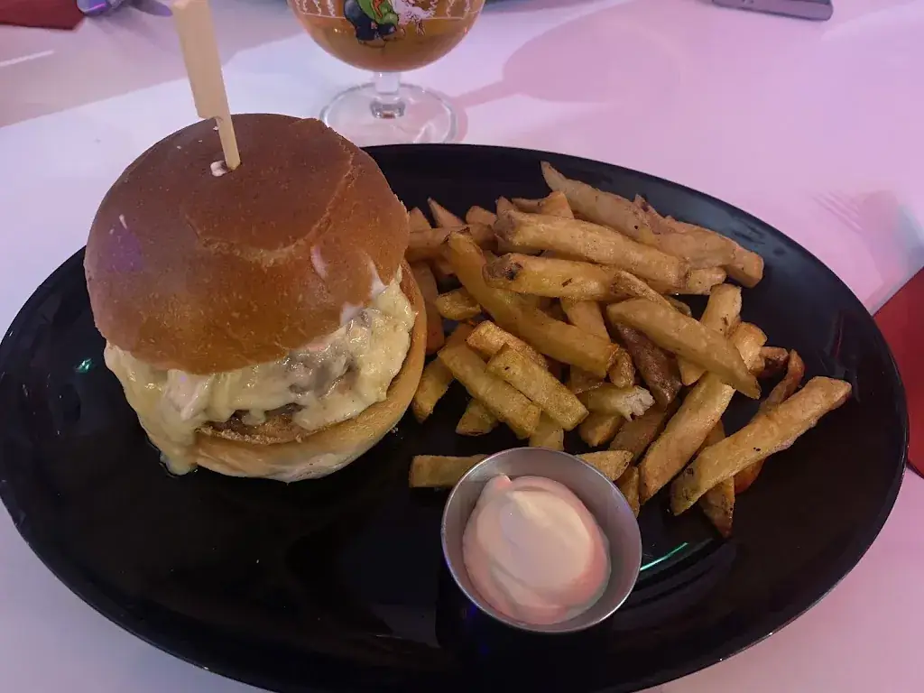 Marie Muyshond_LE MELTING_Crépy-en-Valois_reseña