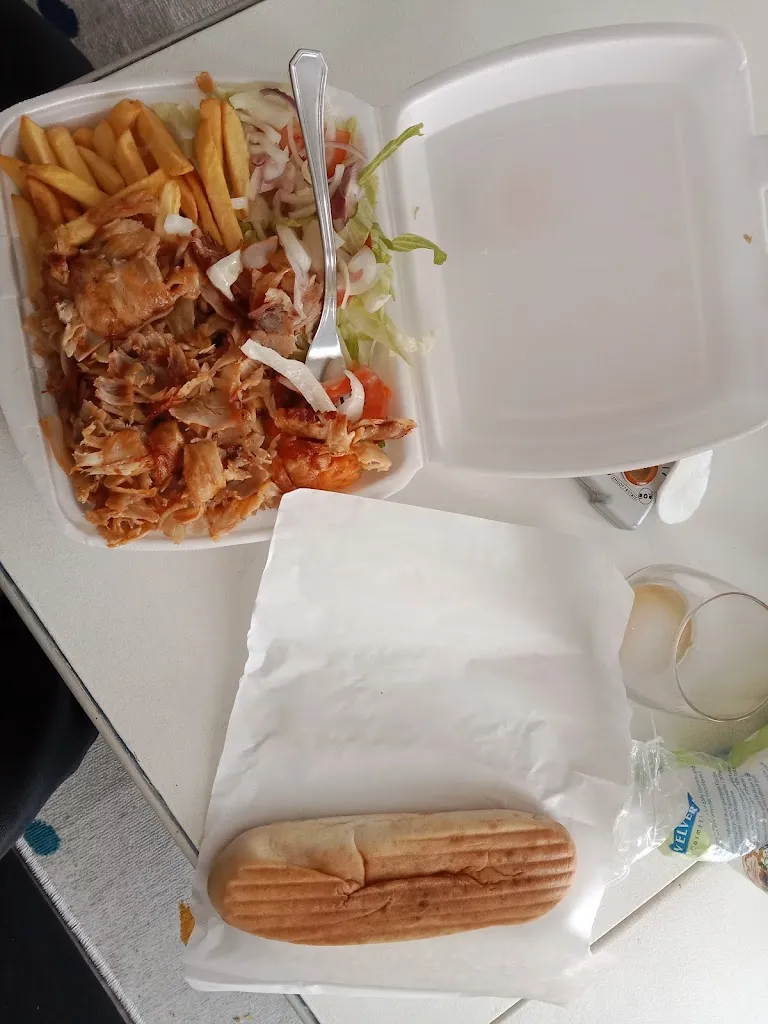 Pamela Calabre_Chez Kaplan_Béthisy-Saint-Pierre_review