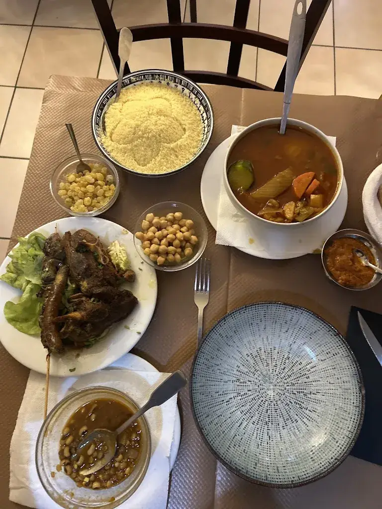 Akli_Le Berbère_Lamorlaye_review