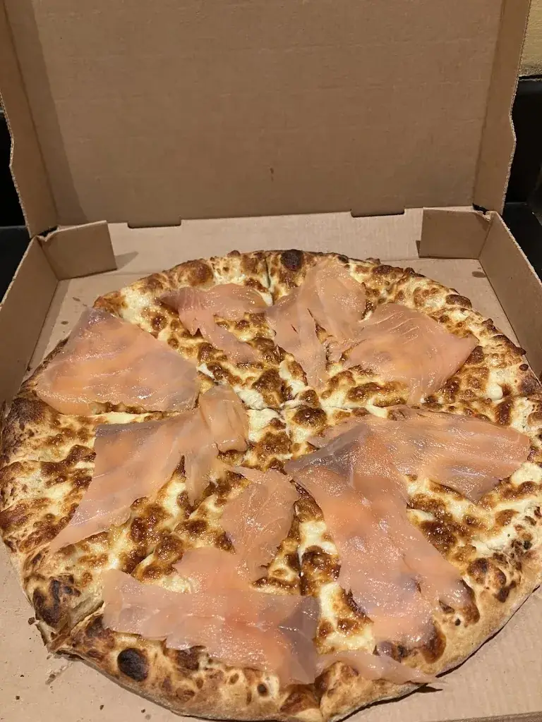 Côté Obscur_Nostra Pizza_Boran-sur-Oise_review