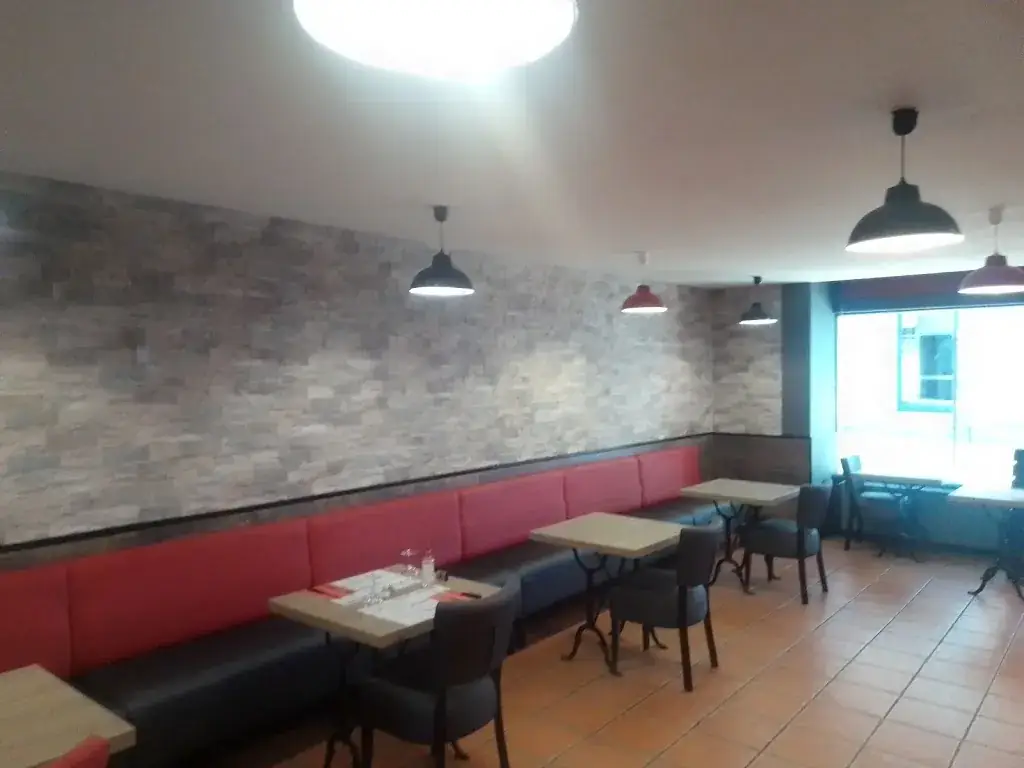 Le Cardinal restaurant à Feurs