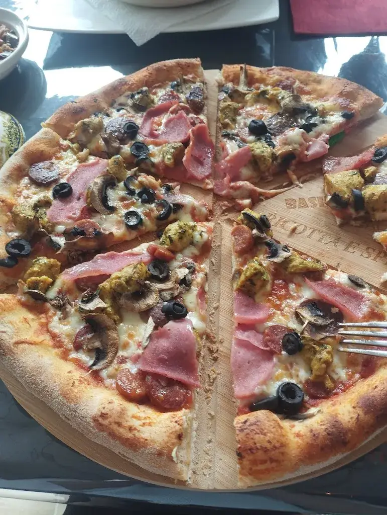 Do DK_Casa Del Pizza_Billy-Montigny_Bewertung