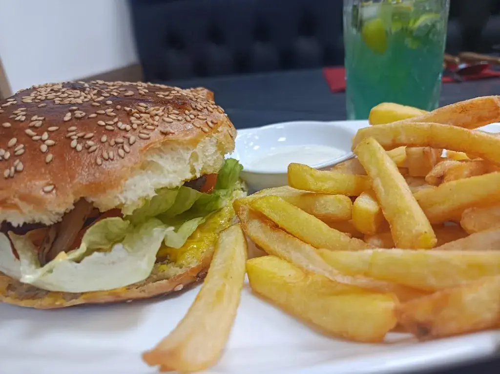 Casa Del Pizza_Billy-Montigny_slider_image_2