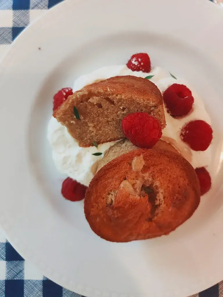 Lucie Potiez_Le Bouillon Maurice_Fontaine-au-Bois_review