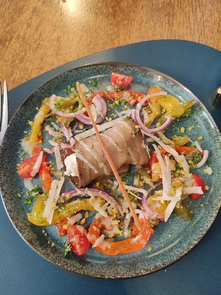 Mickael RIAHI_Table de Mar_Bassée_review