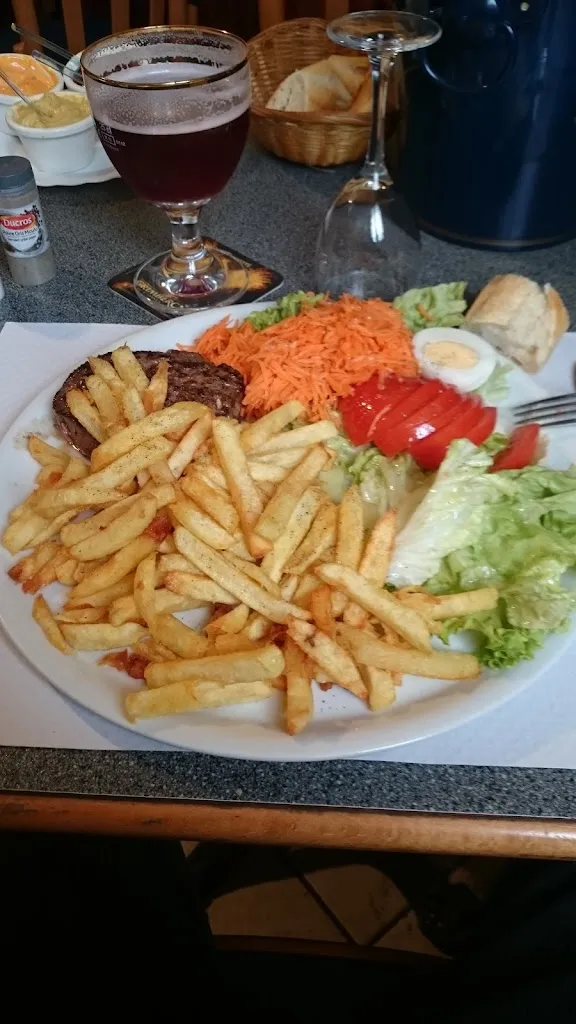 Café de la Mairie_Brasles_slider_image_2