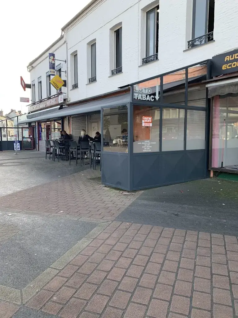 L'estaris restaurant in Bohain-en-Vermandois