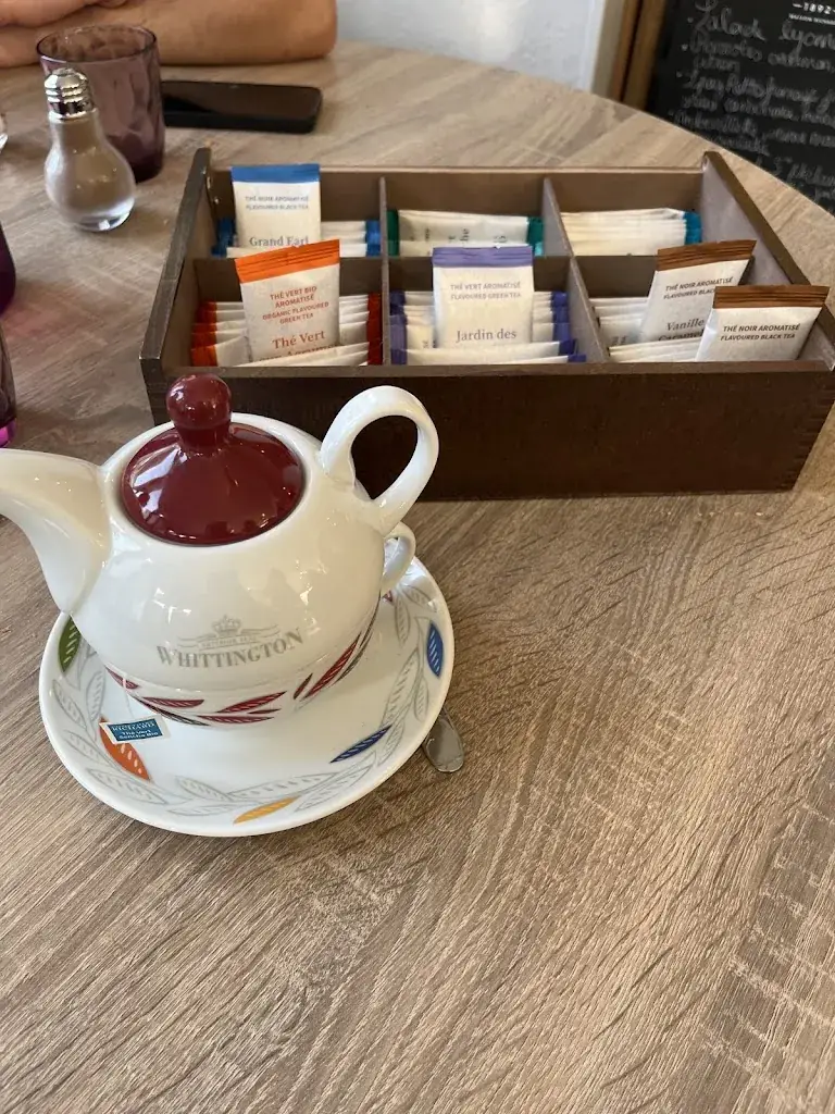 Charles Chavanon_Brasserie au petit bonheur_Feurs_review