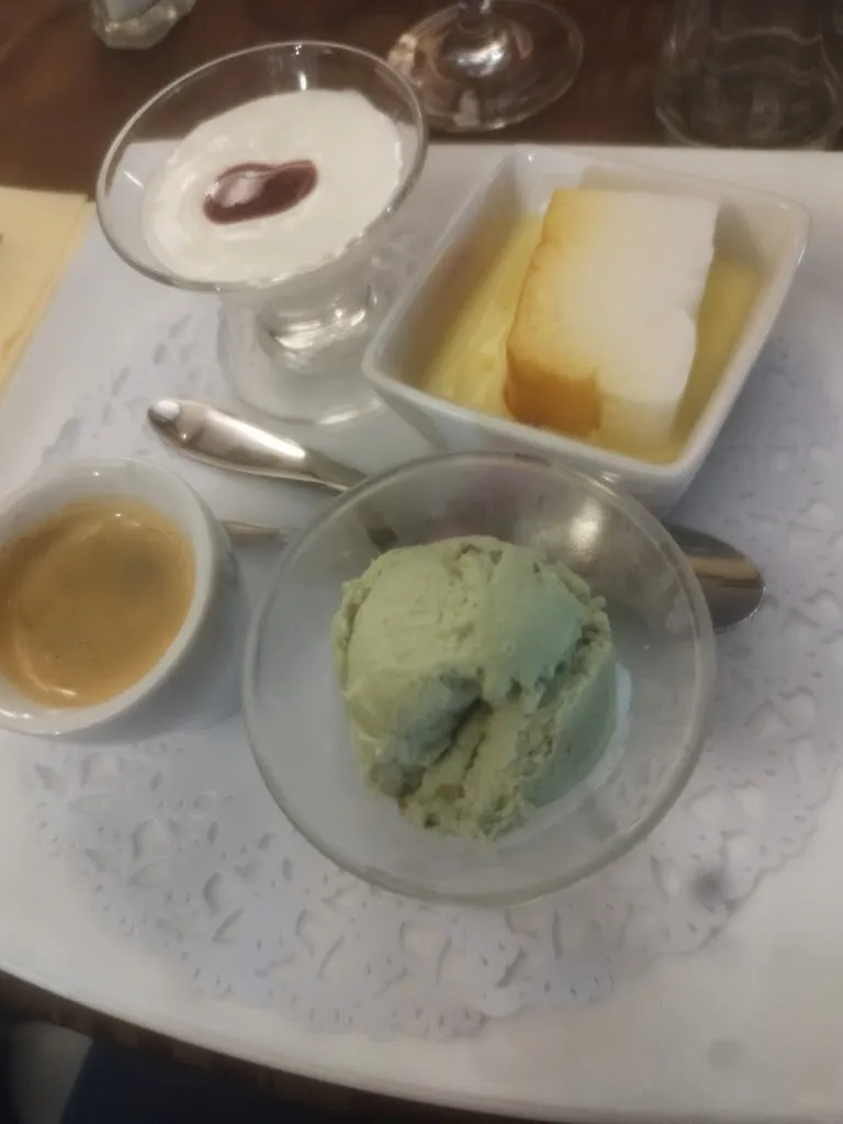 Aurore Lemaitre_AUBERGE DU SNOUK_Brouckerque_reseña