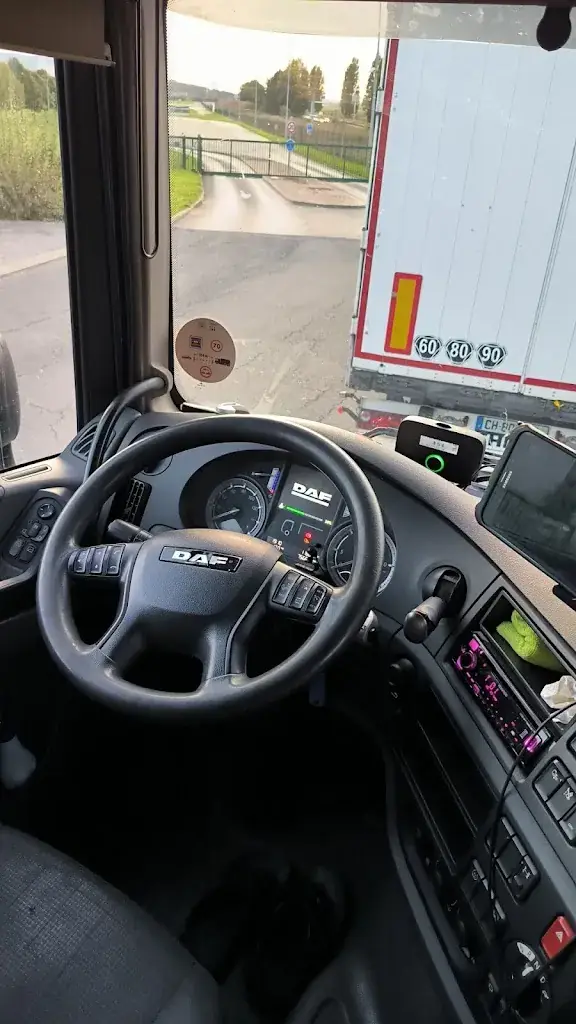 Hamid_STREET BURGER_Bresles_review