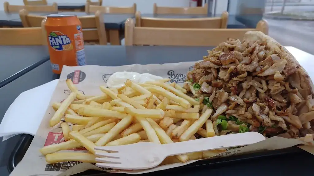 STREET BURGER restaurant in Bresles