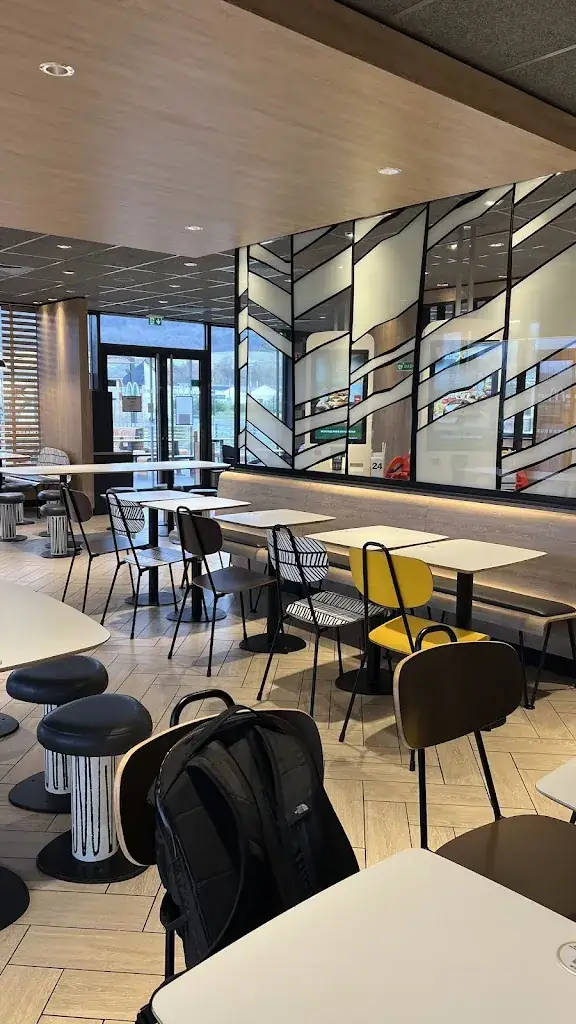 Marina Korchagina_McDonald's_Blangy-sur-Bresle_review