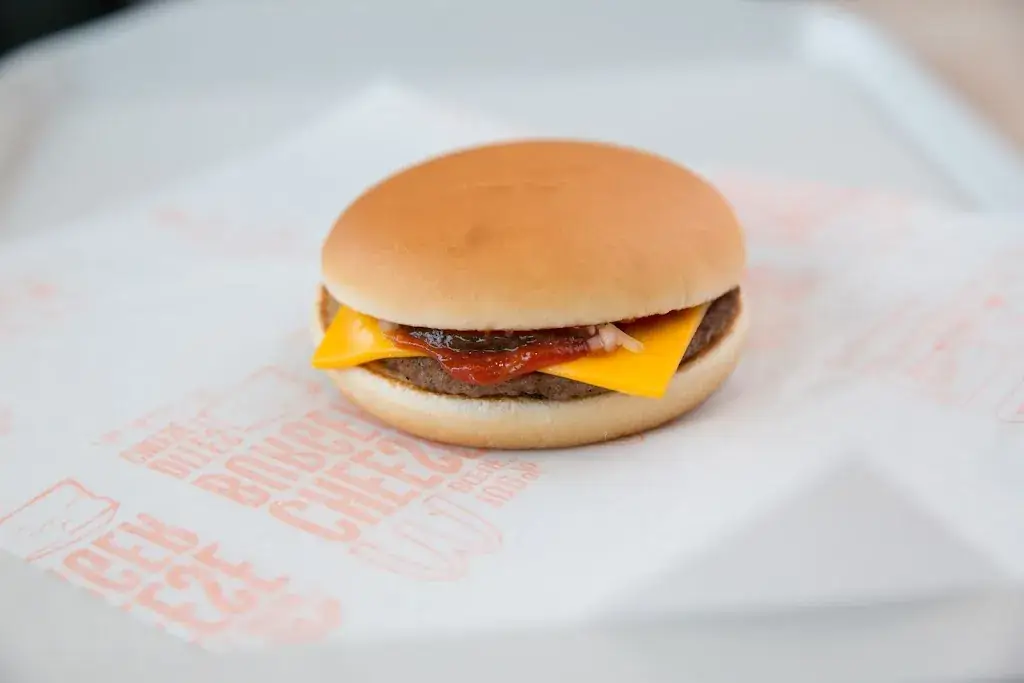 McDonald's_Blangy-sur-Bresle_slider_image_2