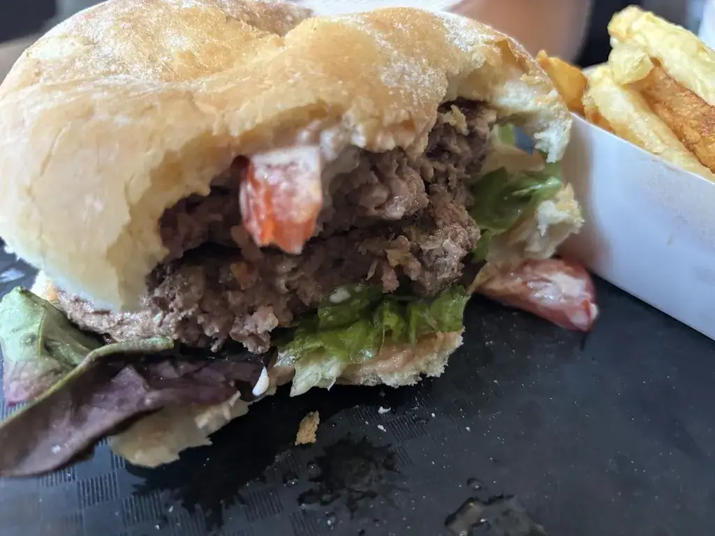 Oriana Hls_Le Glouton_Buironfosse_review