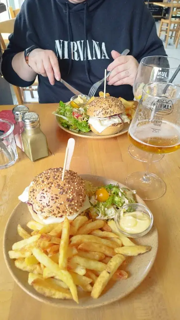 Djamila Descamps_Bar'Bichette Rieulay_Rieulay_review