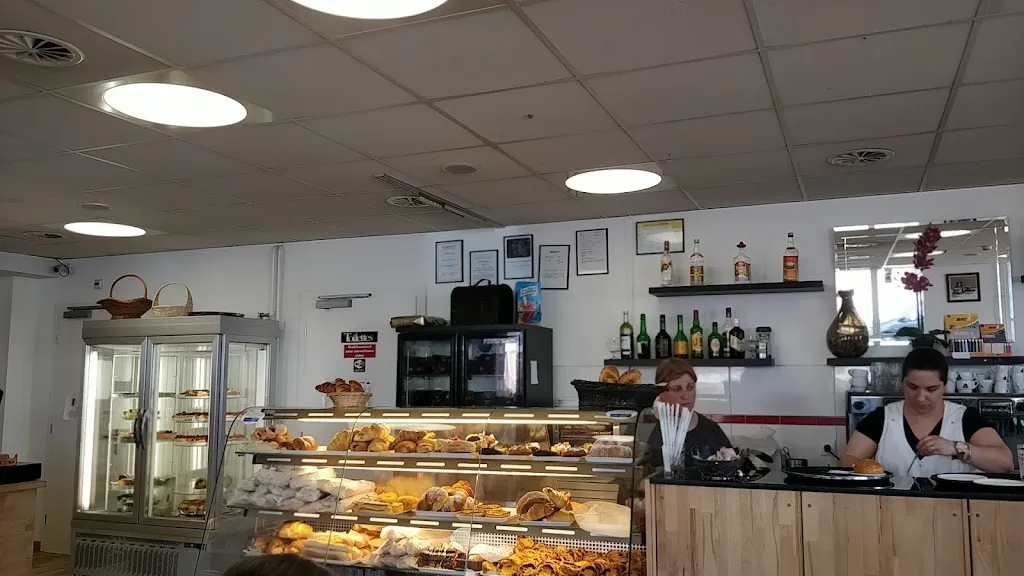 Café Tea Room Melting Pot Kendir restaurant in Bulle