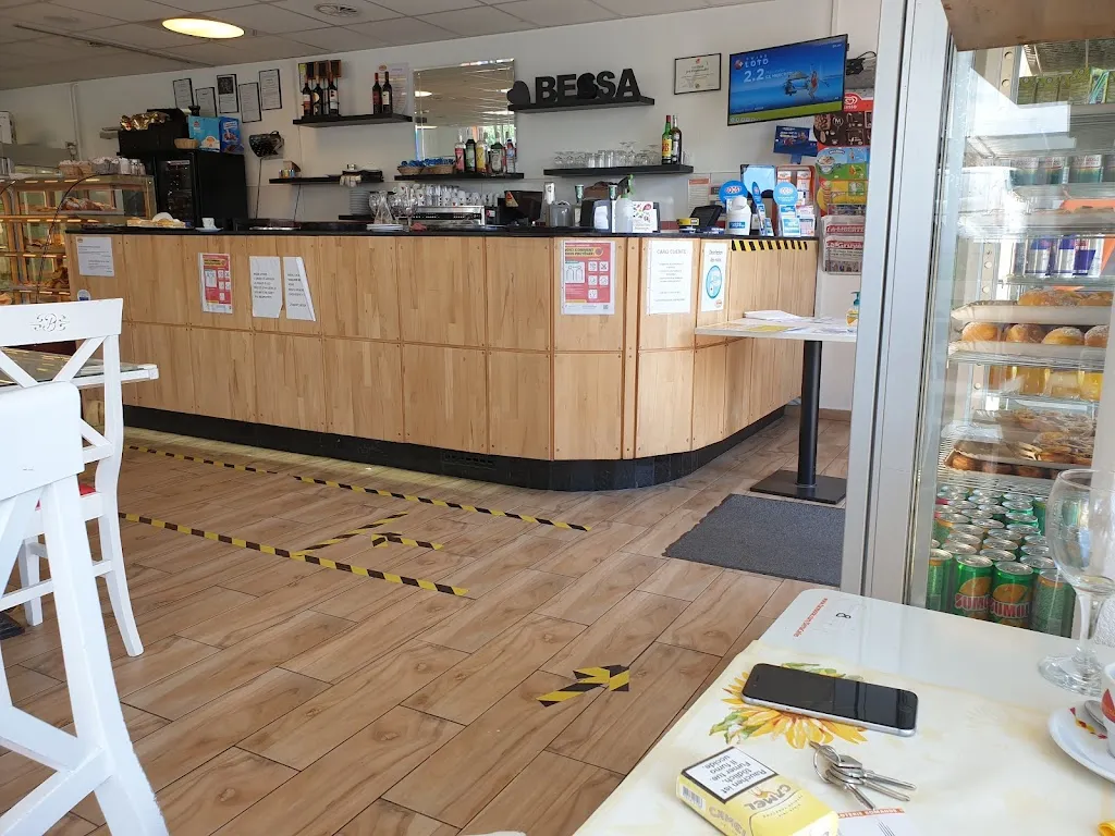 Café Tea Room Melting Pot Kendir_Bulle_slider_image_3