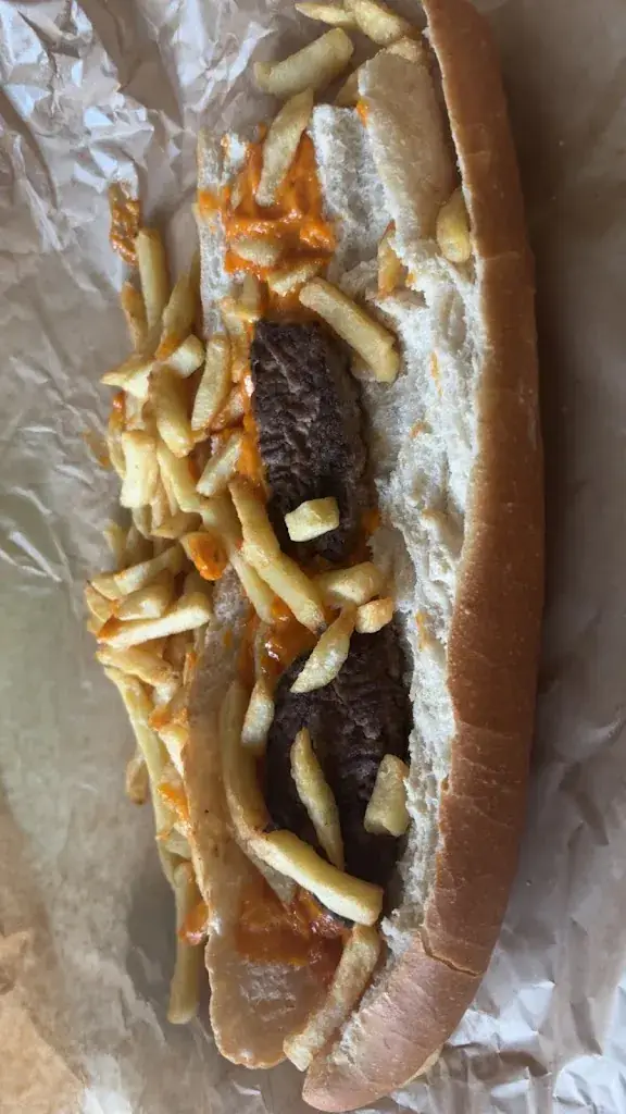 Adrianne Seux_L'enfer du burger_Bully-les-Mines_review