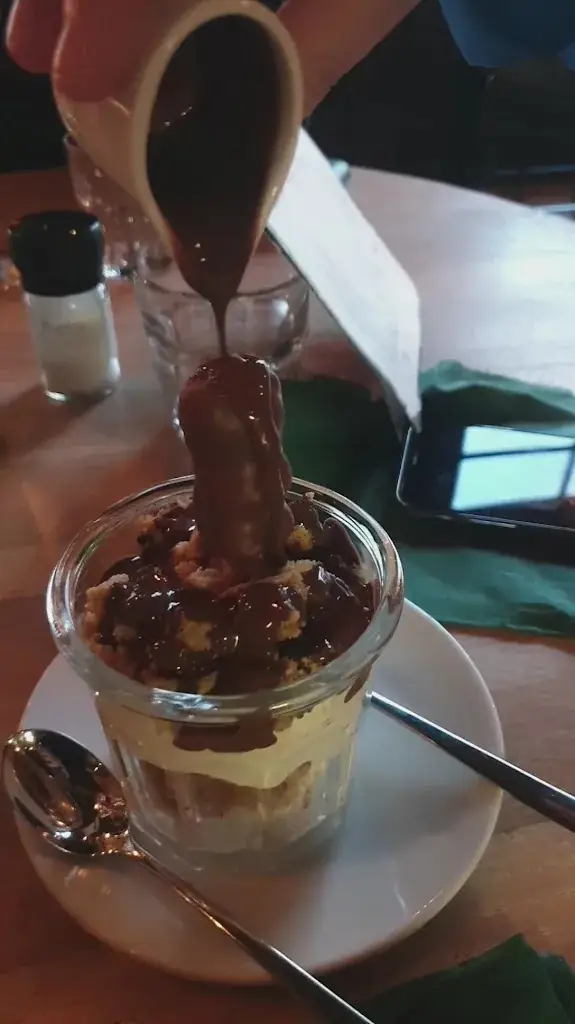 Brother's_Bondues_slider_image_2