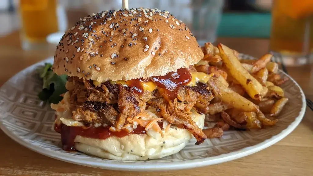 Brother's_Bondues_slider_image_3