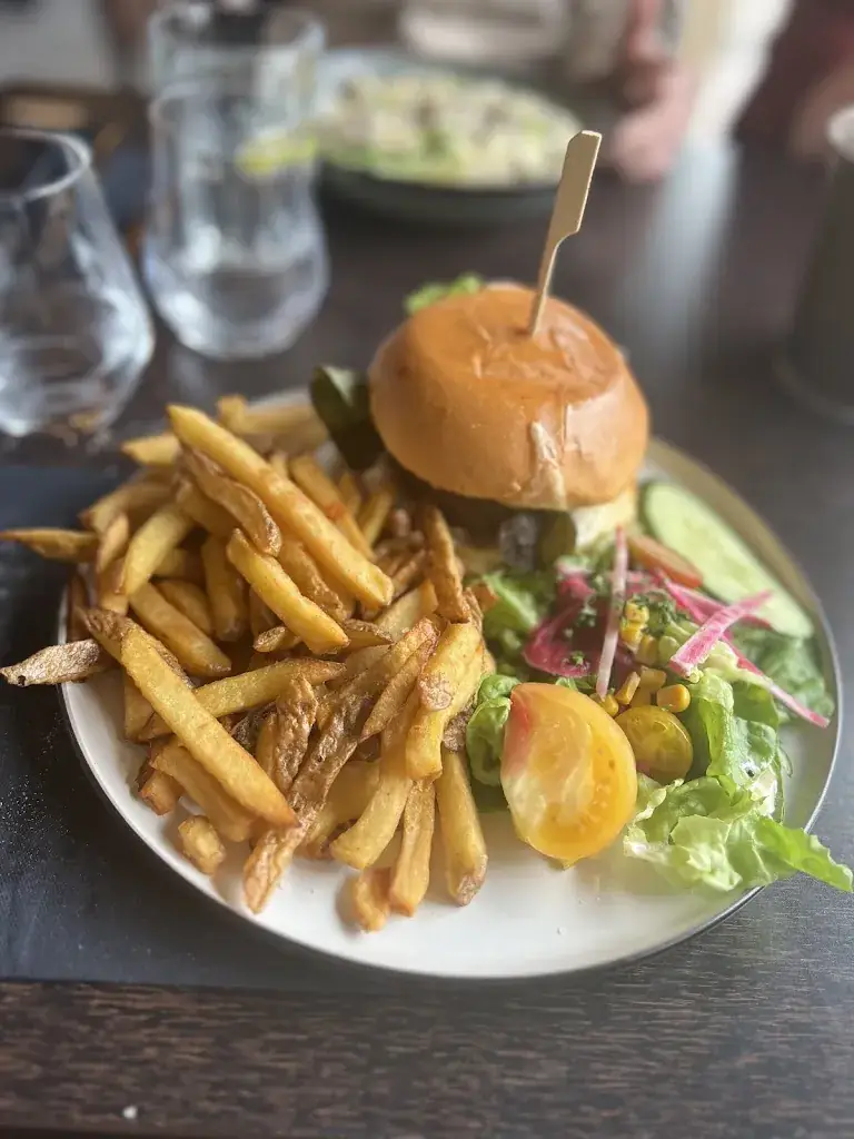 Morgane Nicolas_Le Forest_Bondues_review