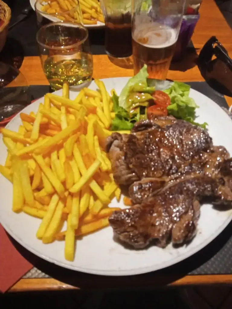 Menu_La Petite Auvergne_Condat_imagen_2