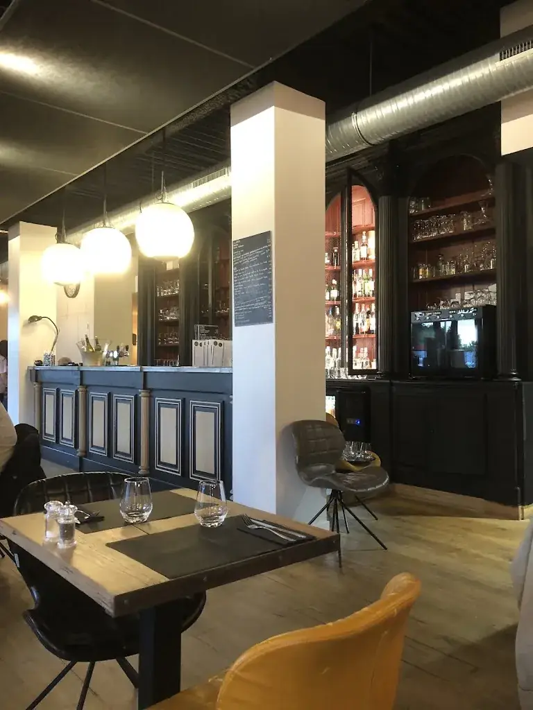 TWO D restaurant in Marquette-lez-Lille