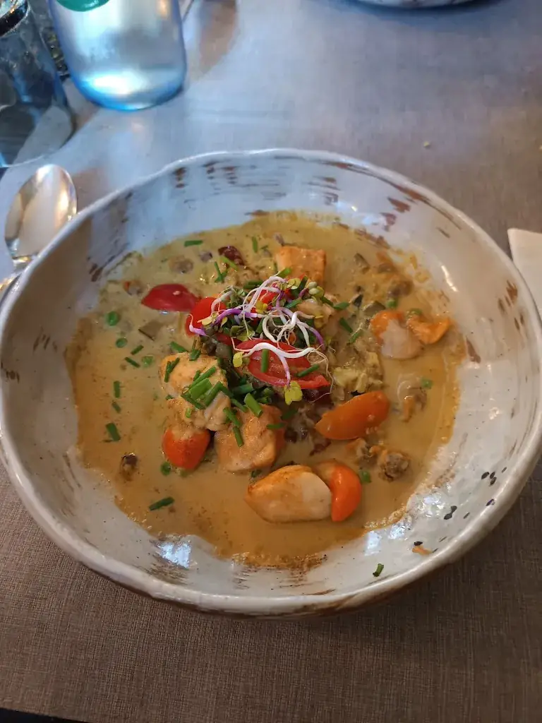 Dominique Maffei_Le Saint Germain_Mouvaux_review